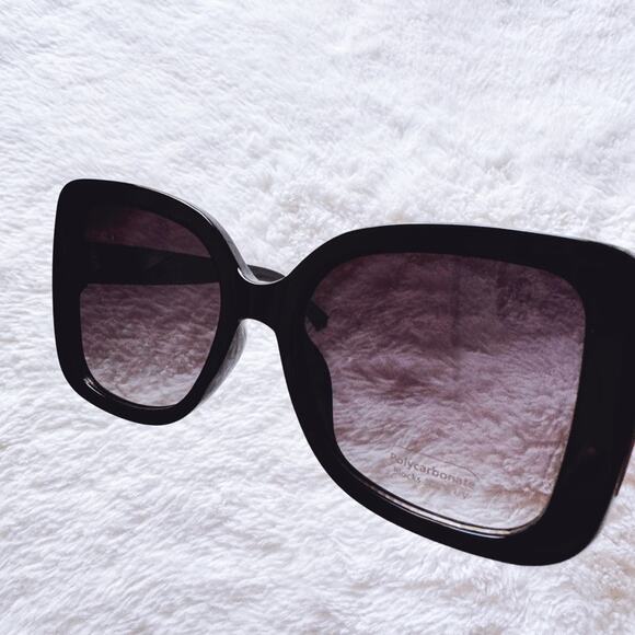 Eva Gloss Black Square-Framed Sunglasses - Picture 3 of 13